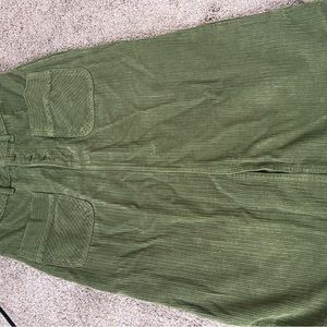 thrifted vintage green skirt